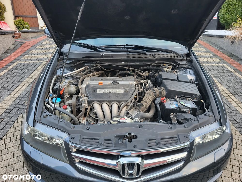 Honda Accord 2.0 i Sport - 16