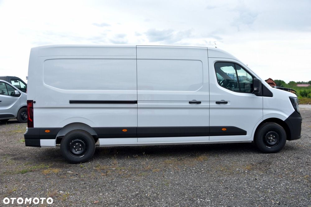 Renault Master Furgon L3H2 2.0 130KM - 4