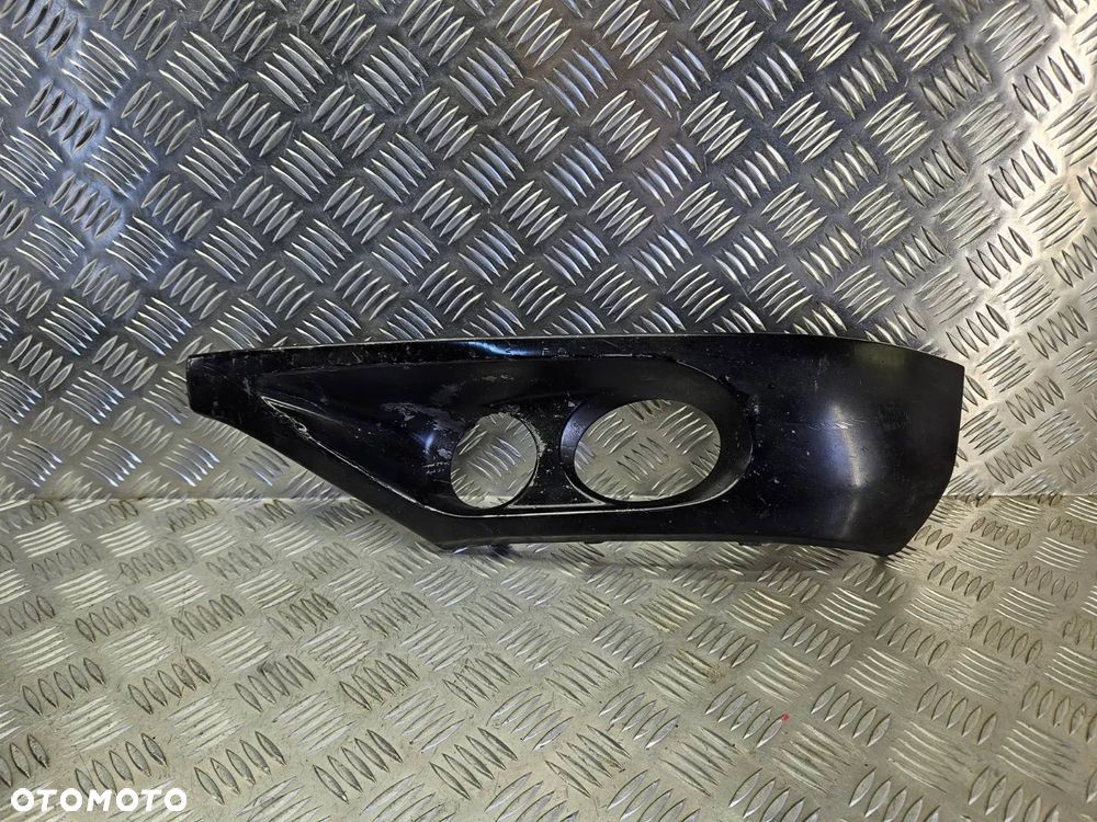 VW TOUAREG 7P 10-14R KRATKA ATRAPA ZASLEPKA ZDERZAKA PRZOD LEWA 7P6807489 C