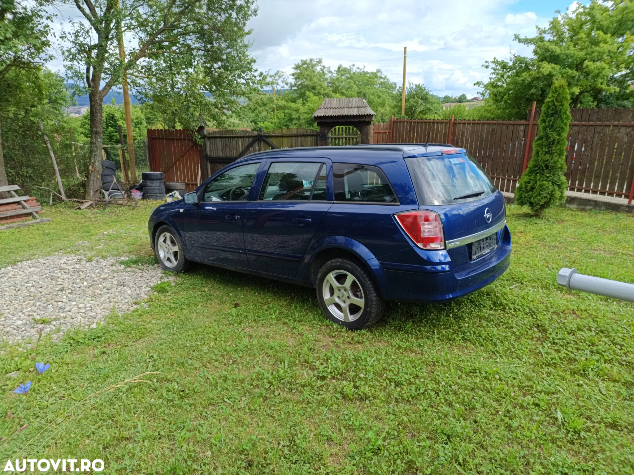 Opel Astra 1.7 CDTI Essentia - 4
