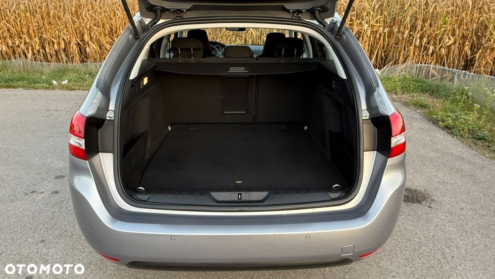 Peugeot 308 - 18