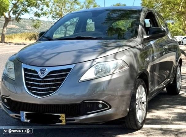 Lancia Ypsilon 1.3 M-jet S&S Platinum - 10