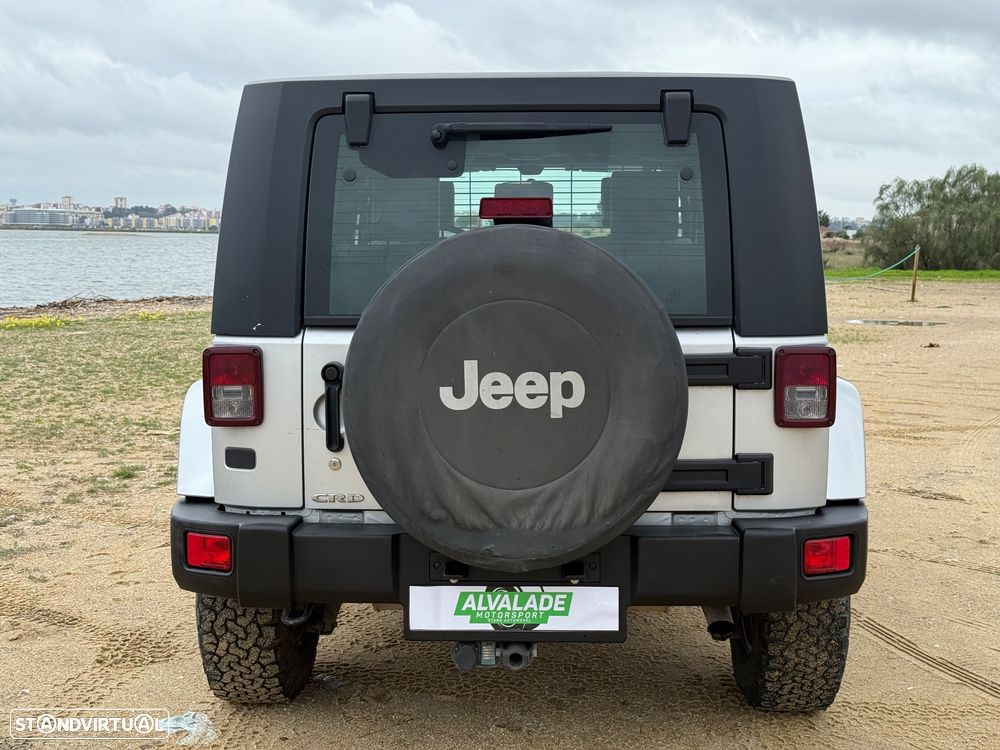 Jeep Wrangler Unlimited 2.8 CRD ATX Sahara - 8