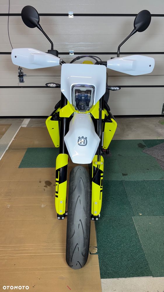 Husqvarna 701 - 1