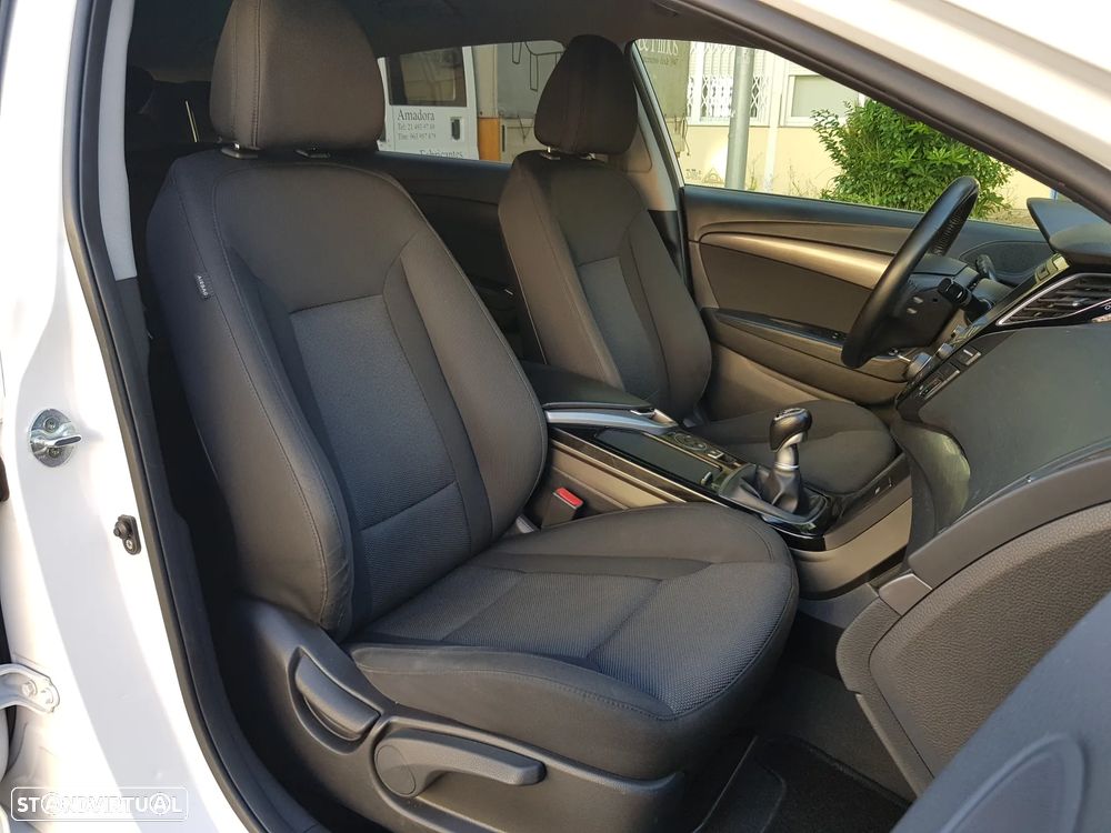 Hyundai i40 SW 1.7 CRDi Blue Comfort - 40