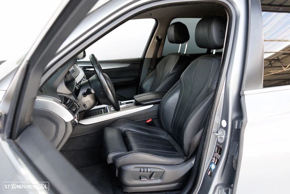 BMW X5 25 d sDrive Comfort 7L - 7