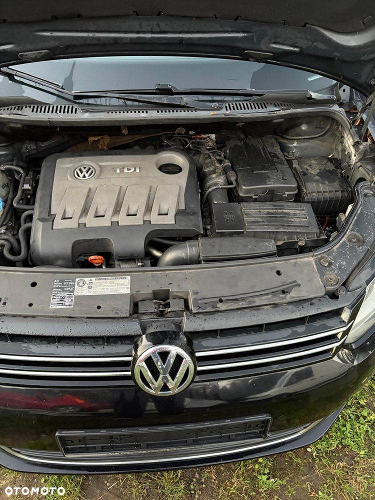 Volkswagen Touran 1.6 TDI DPF BlueMotion Technology Trendline - 21