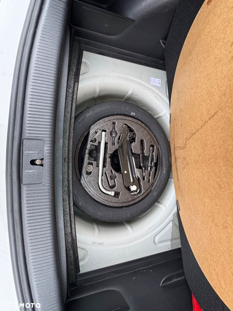 Volkswagen Golf Plus 1.2 TSI BlueMotion Technology Style - 16