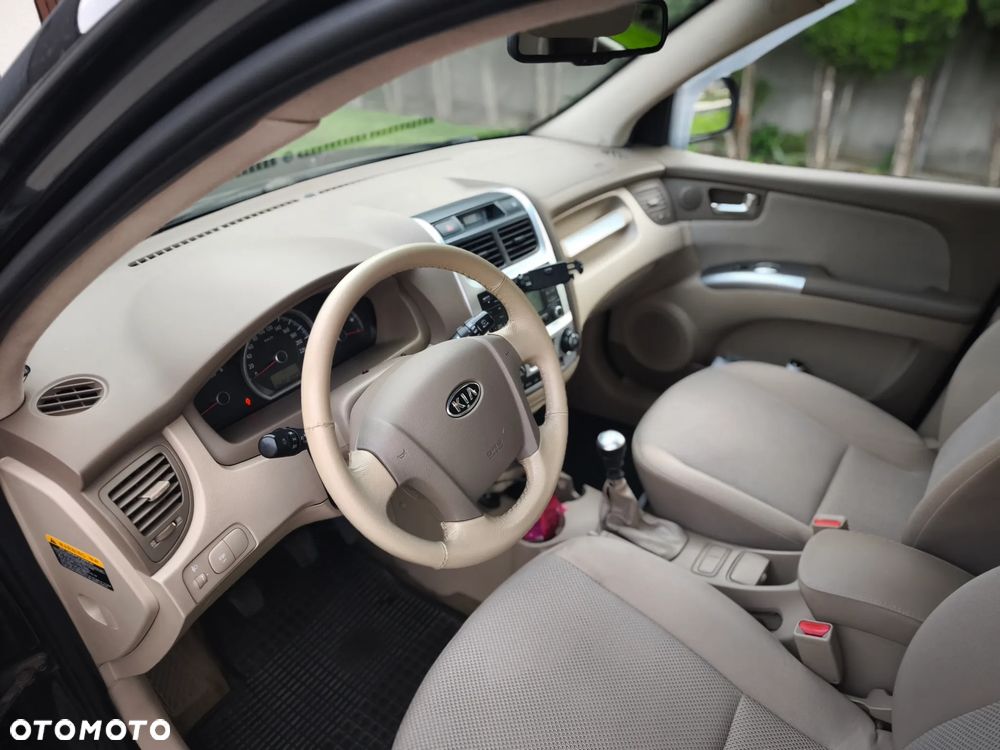 Kia Sportage - 14