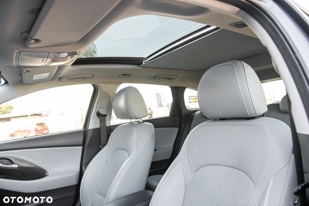 Hyundai i30 1.4 T-GDI DCT Premium - 19