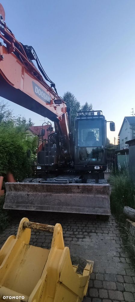 Doosan Dx165w5 - 8
