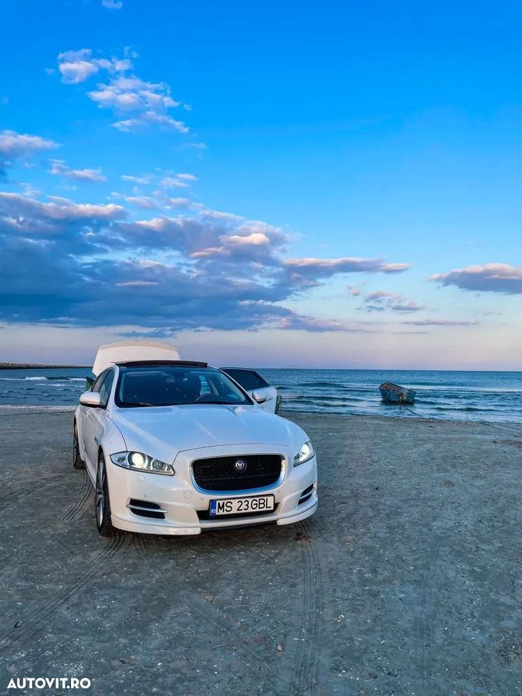 Jaguar XJ 3.0 V6 Kompressor AWD Langversion Autobiography - 11