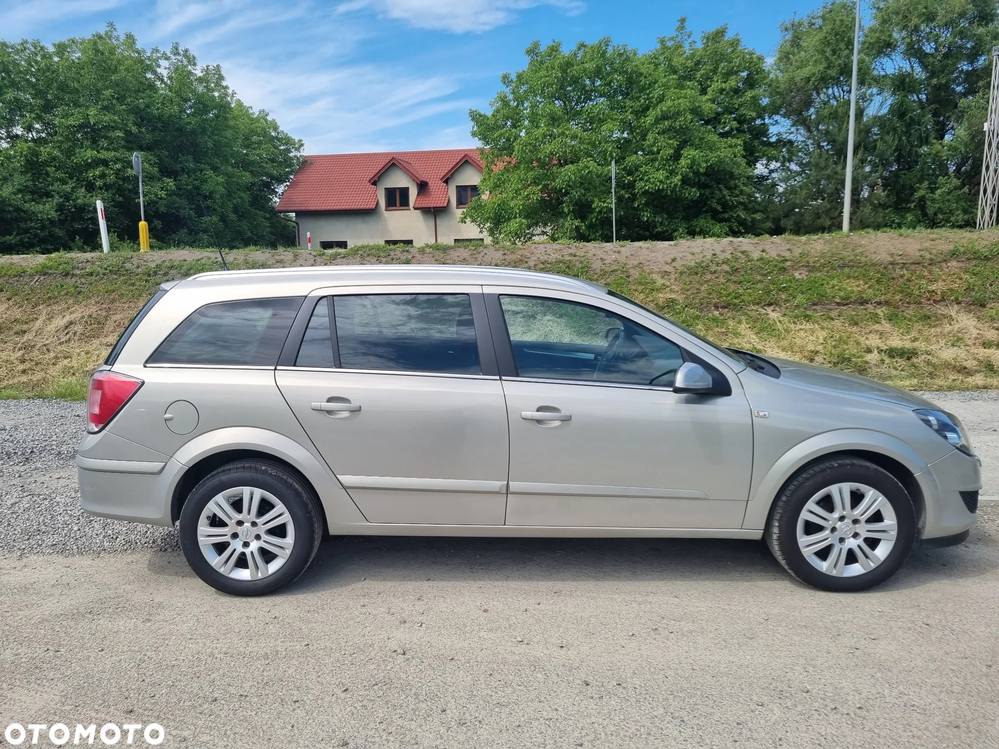 Opel Astra 1.6 Caravan Cosmo - 10
