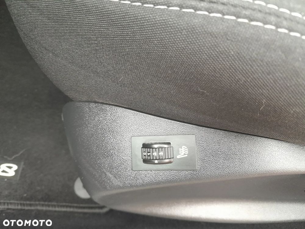 Peugeot 208 PureTech 82 Start & Stop Style - 21