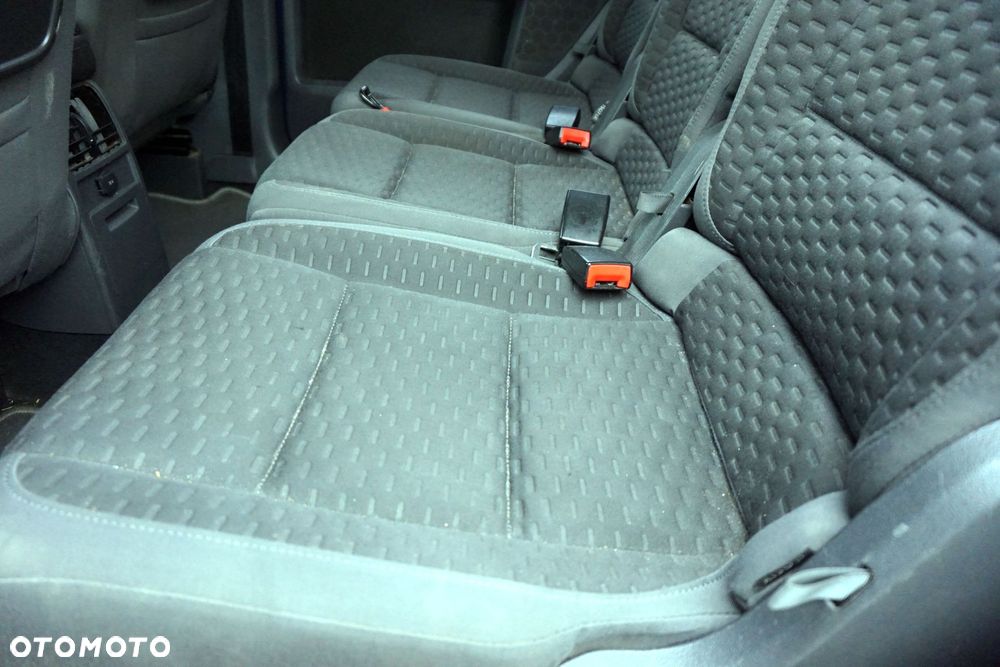 KANAPA TYLNA TOURAN I LIFT FL1  VOLKSWAGEN 2006-2010 - 4