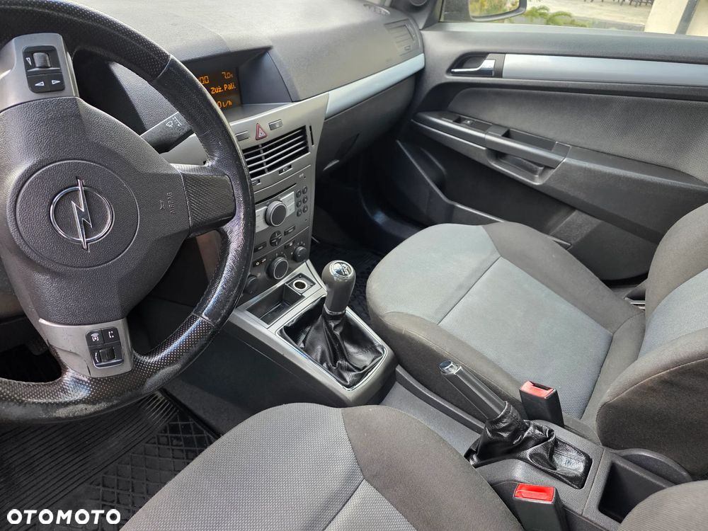 Opel Astra 1.7 CDTI Edition - 11