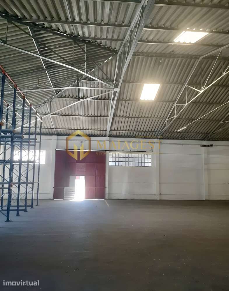 Armazém Industrial com 1.800 M² em excelente localização - Grande imagem: 5/7