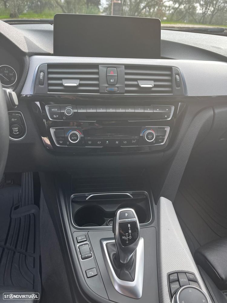 BMW 320 d Pack M Auto - 16