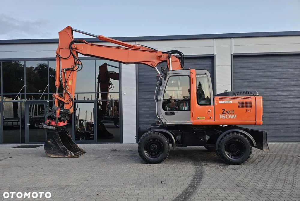 Hitachi ZX160W - 6