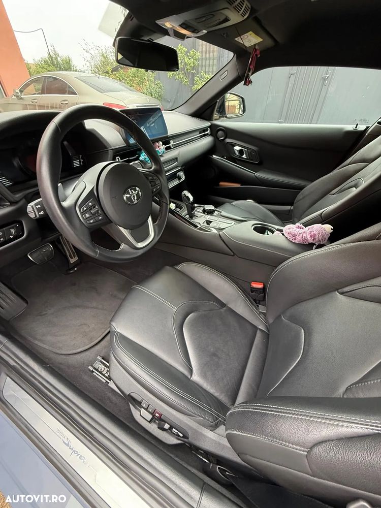 Toyota Supra GR 3.0 8AT Performance - 8