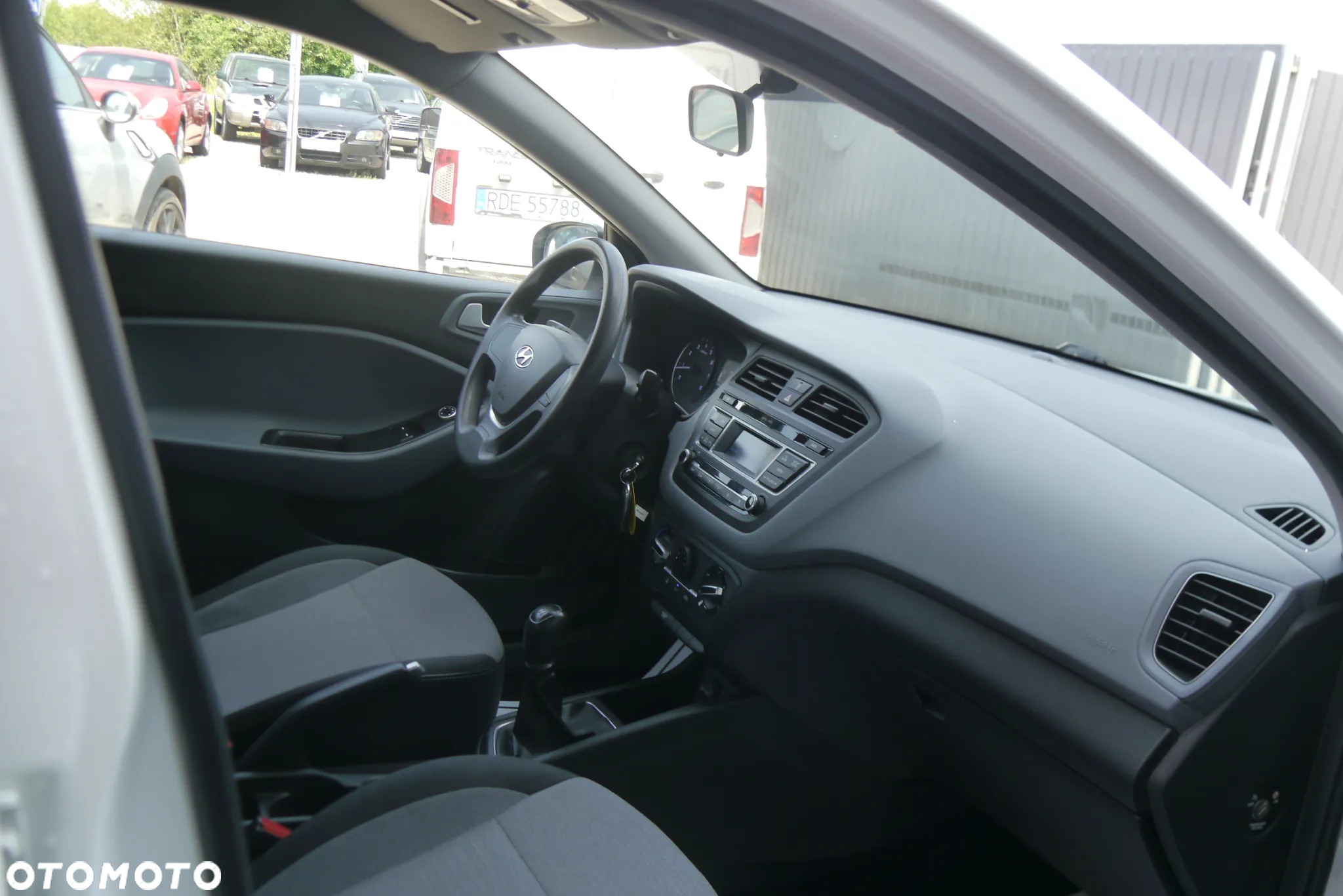 Hyundai i20 - 18