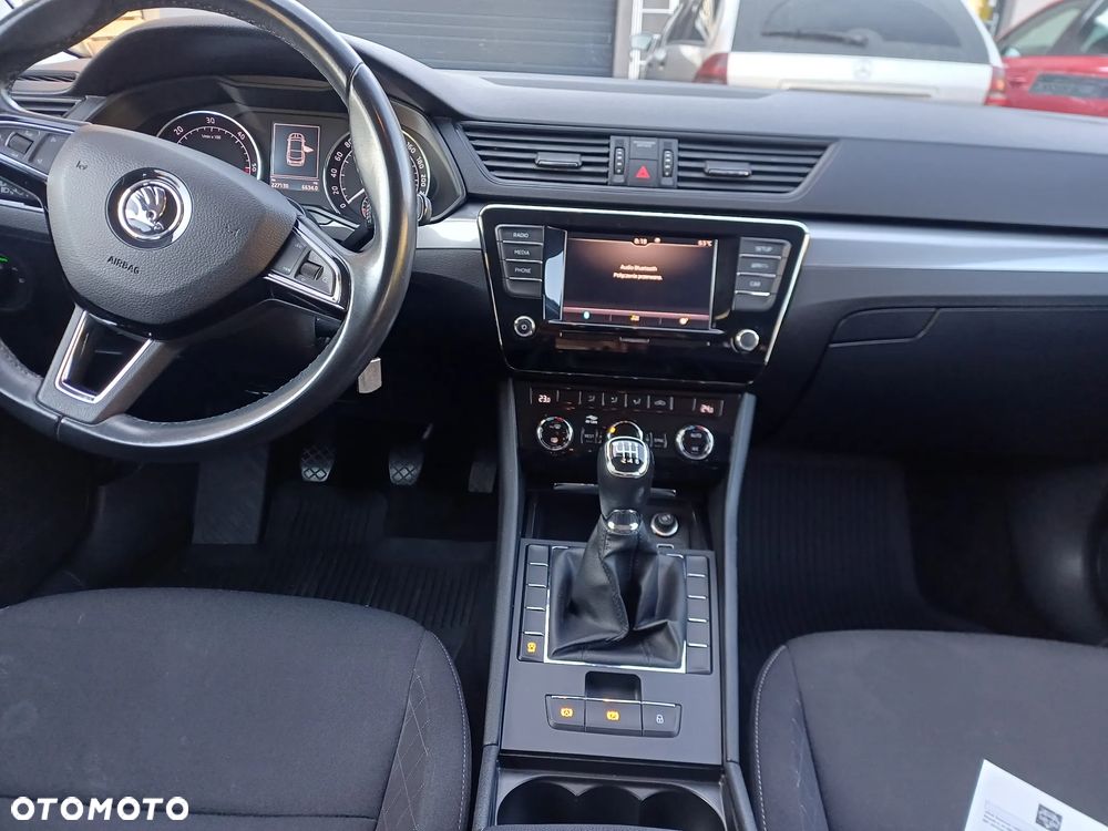 Skoda Superb 2.0 TDI Active - 6