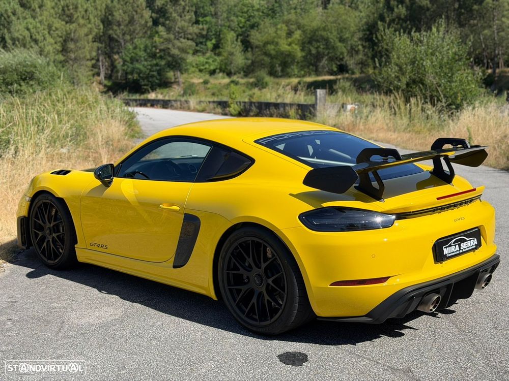 Porsche 718 Cayman GT4 RS - 12
