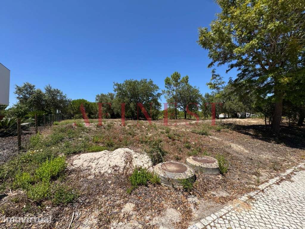 TERRENO COM PROJETO ARQUITETURA - QUINTA DO PERU - Grande imagem: 5/7
