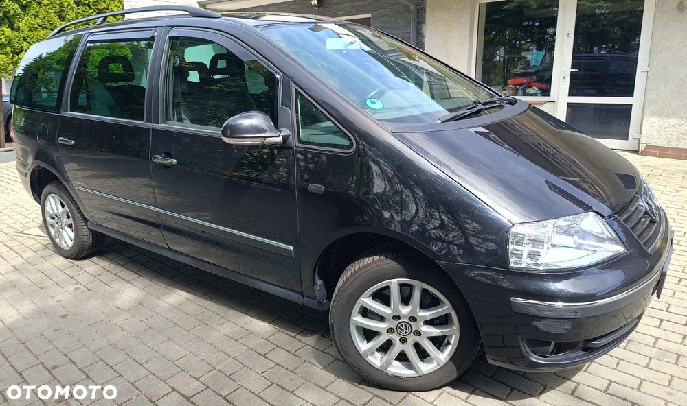 Volkswagen Sharan 1.8T Highline Tiptr - 1