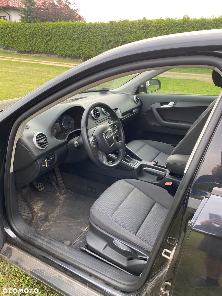 Audi A3 Sportback 1.6 TDI DPF Ambition - 11