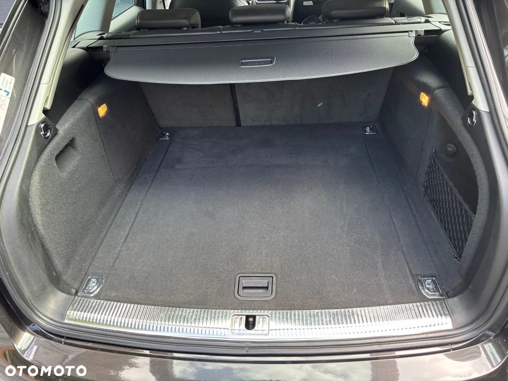 Audi A4 Avant 2.0 TDI ultra - 13