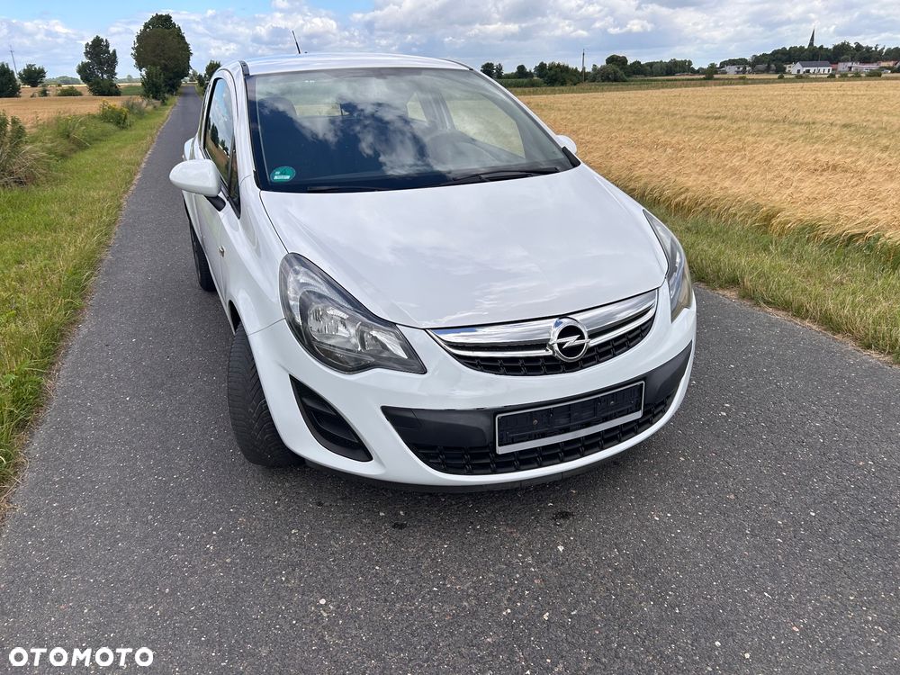 Opel Corsa 1.2 16V Cosmo - 11