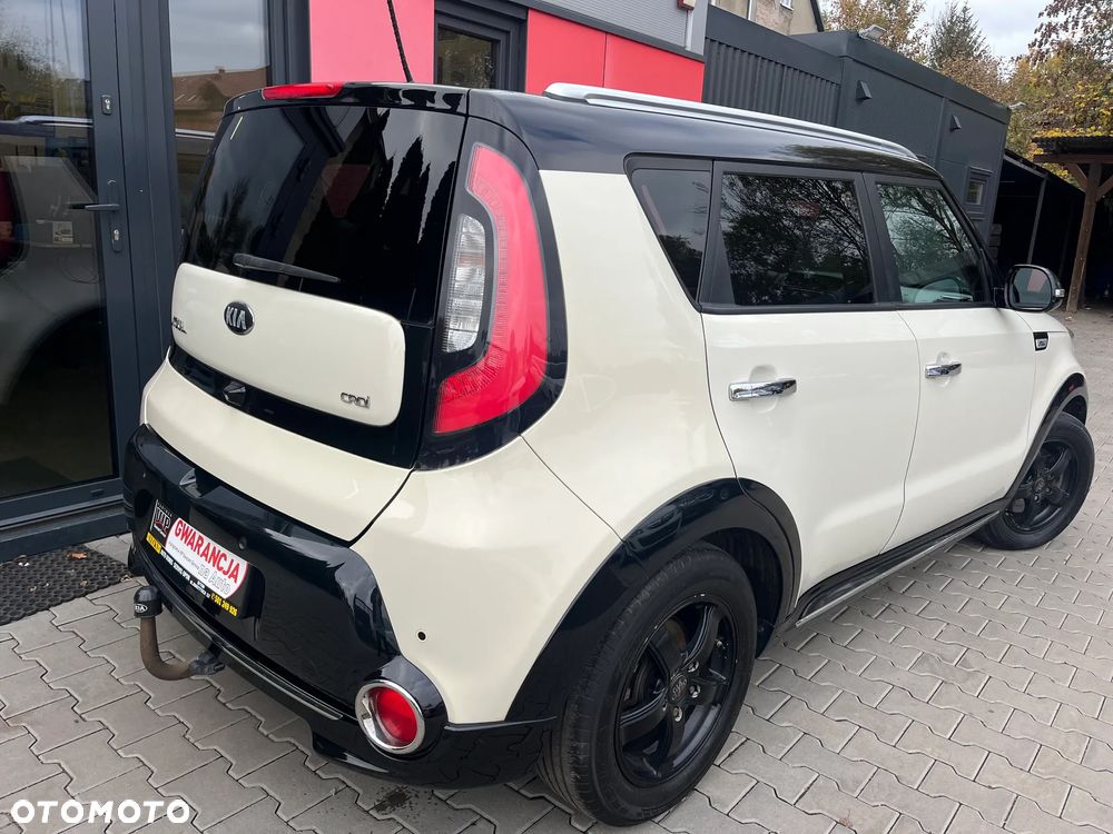 Kia Soul 1.6 CRDI Dream-Team Edition - 10