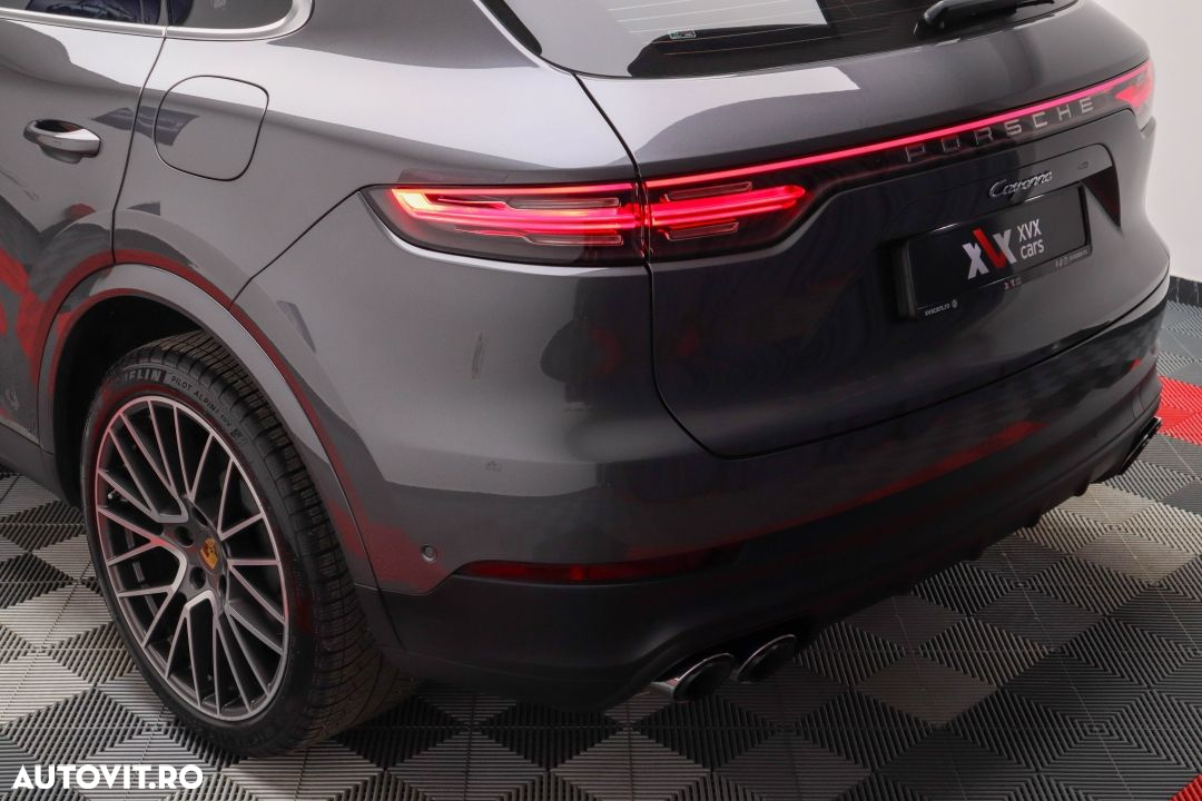 Porsche Cayenne E-Hybrid Tiptronic S Platinum Edition - 19