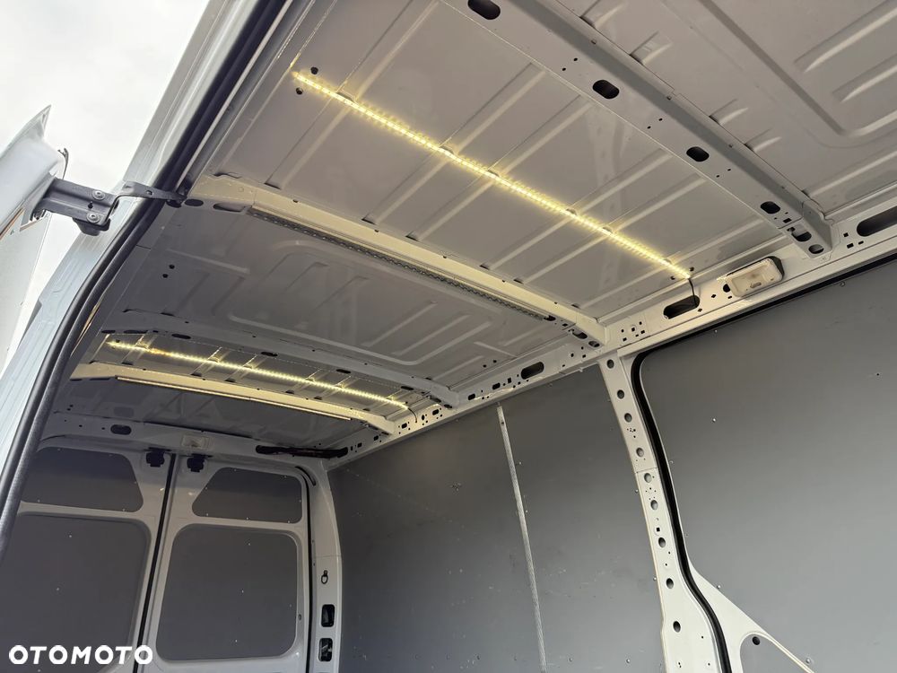 Renault Master L3H2 170-konny - 17