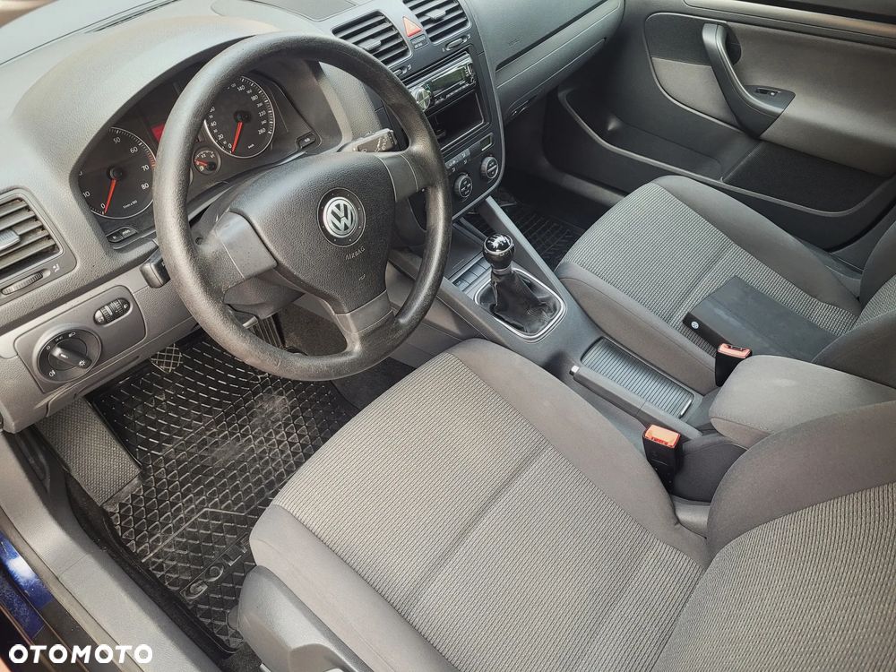 Volkswagen Golf 1.6 Tour Edition - 16