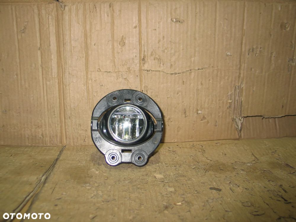 lampa halogen led dodge ram 5 V 15-24r. 68302775AA 68466268AC oryginal - 1
