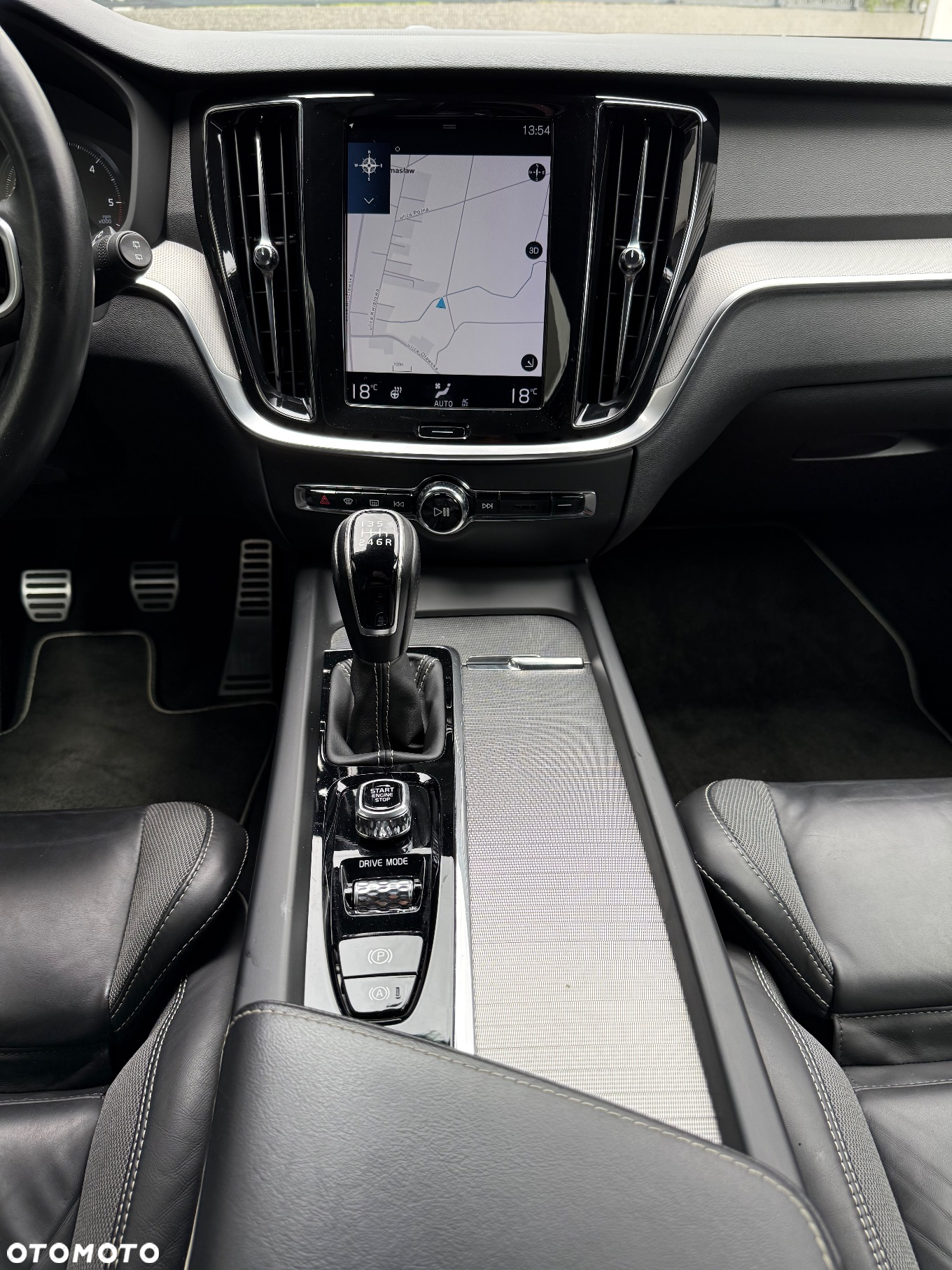 Volvo V60 D3 Drive-E R-Design Momentum - 23