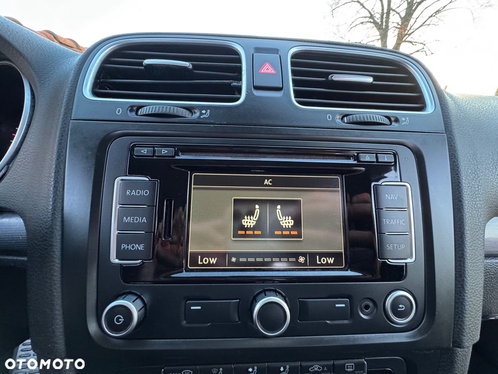 Volkswagen Golf - 12