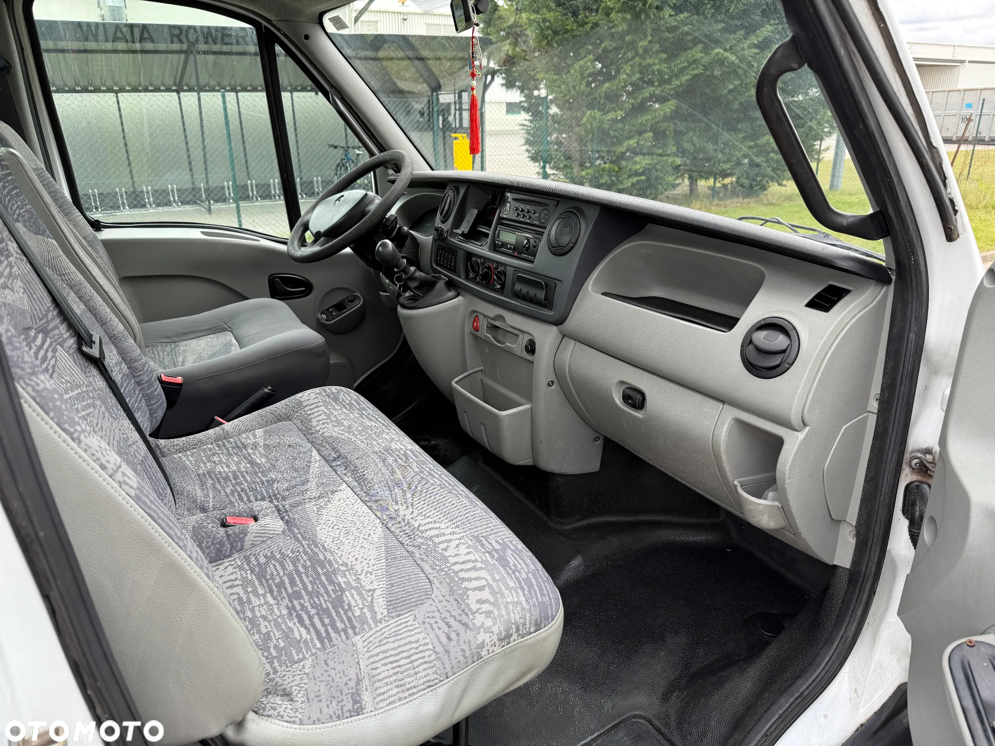 Renault Mascott 150 - 9