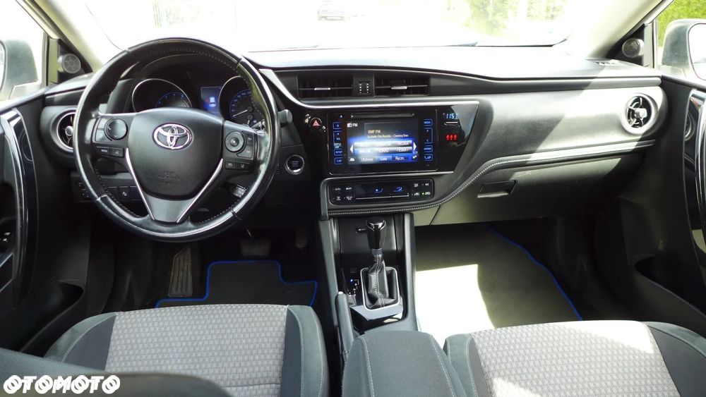 Toyota Auris 1.2 Turbo Multidrive S Executive - 8