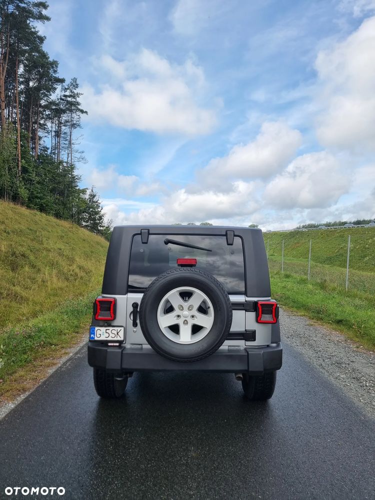 Jeep Wrangler - 4