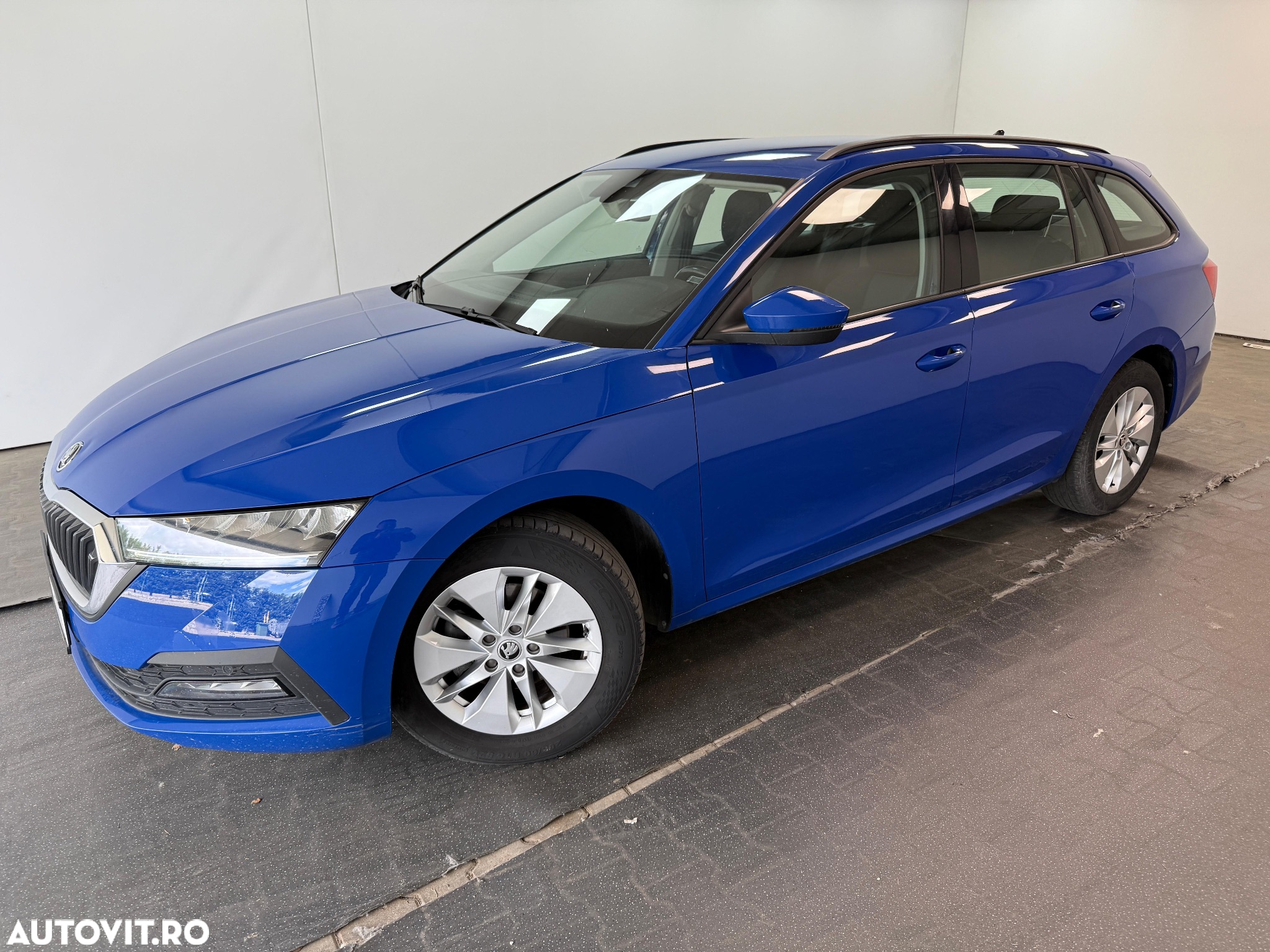 Skoda Octavia Combi Diesel 2.0 TDI DSG Ambition - 28