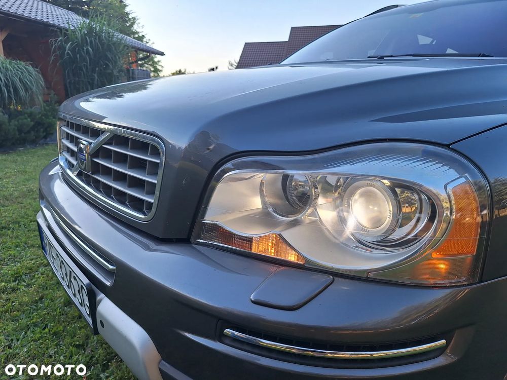 Volvo XC 90 D5 Executive - 25