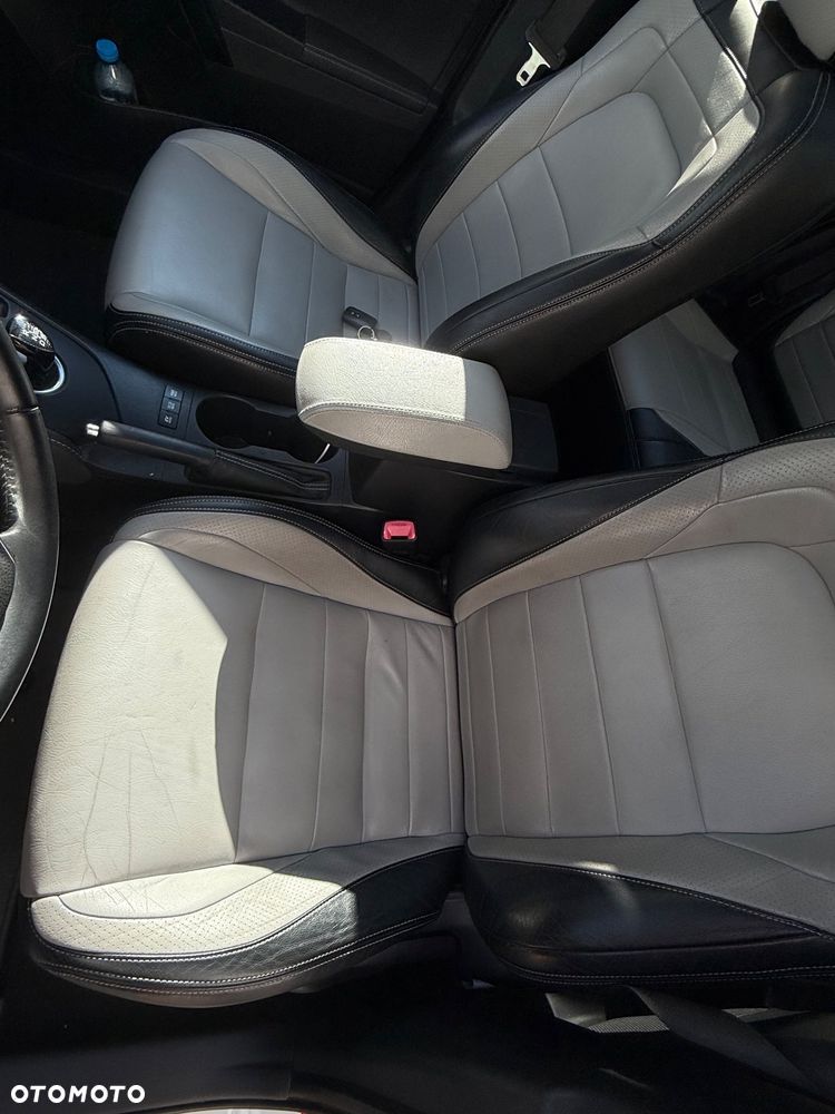 Toyota Auris - 14
