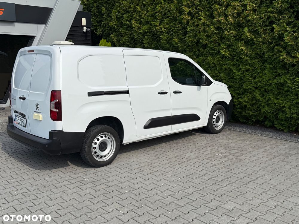 Peugeot Partner - 11