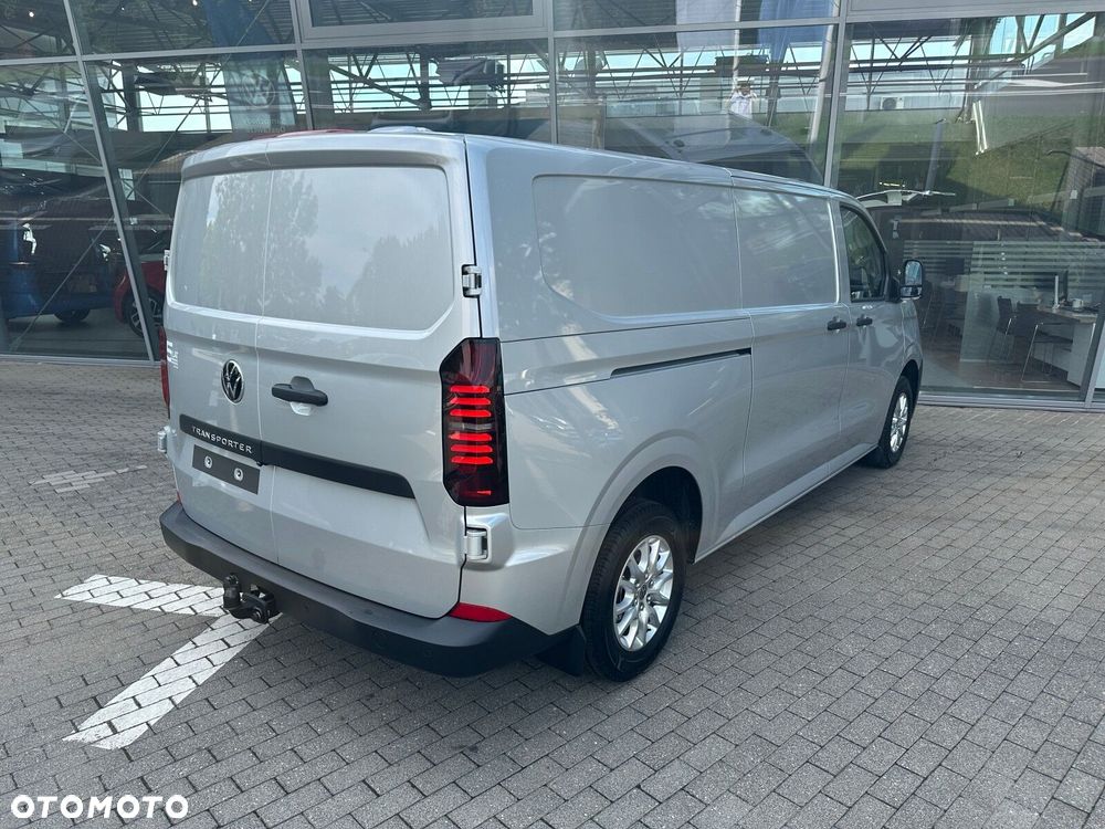 Volkswagen Transporter Transporter Furgon silnik: 2,0 l TDI 150 KM / skrzynia biegów: 8-biegowa automatyczna rozstaw osi: 3500 mm - 8