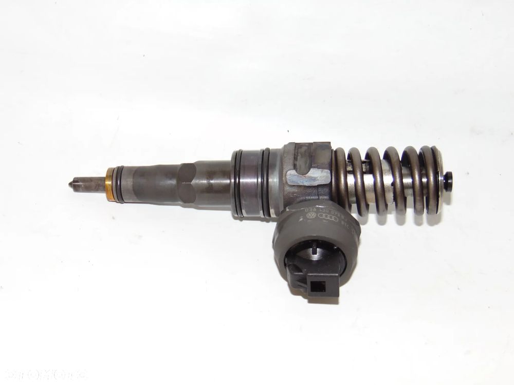 Wtrysk wtryskiwacz pompowtryskiwacz paliwa 038130073BJ Skoda Octavia Superb 2 II A4 B7 A6 C6 VW Volkswagen Golf 5 V Touran Passat B6 Sharan Seat Alhambra diesel 2.0 TDI - 2
