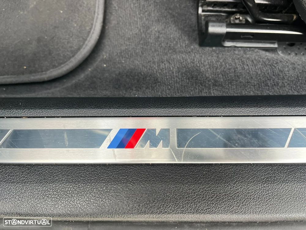 BMW 116 d Pack Essence - 17