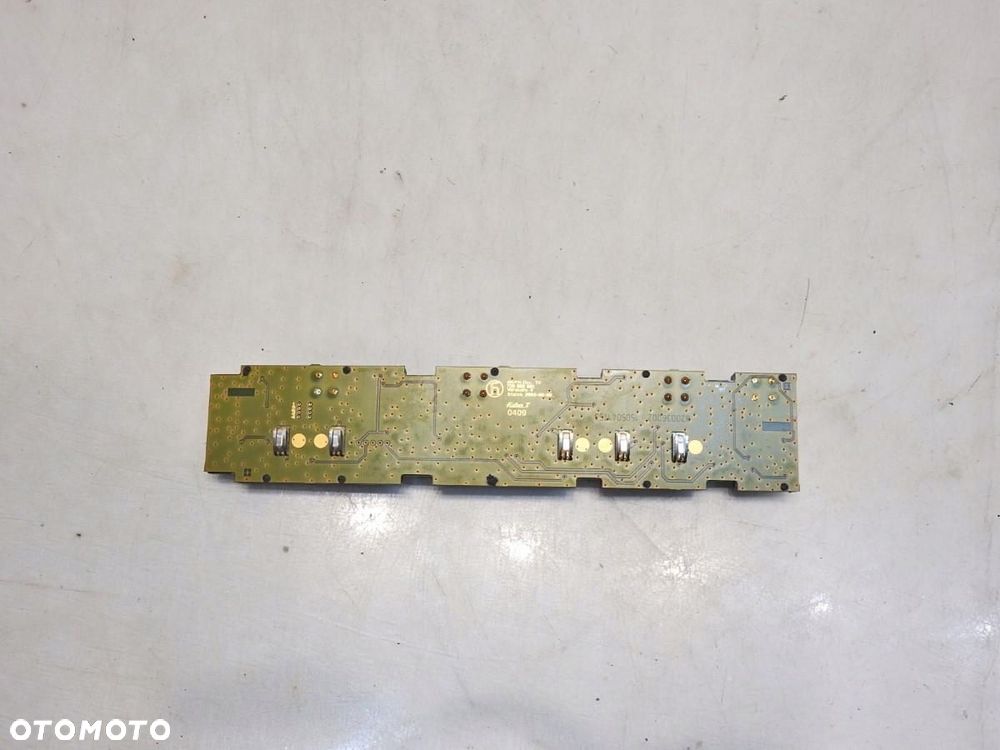 WZMACNIACZ ANTENY AUDI A6 C6 4F0035225A - 2